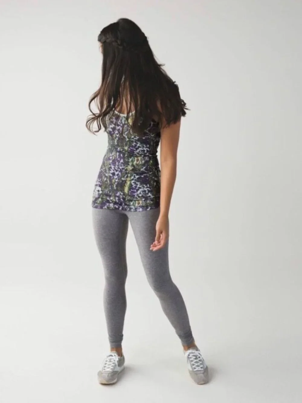 Lululemon Women’s Cool Racerback Tank Top in Floral Sport Design Size 2